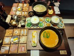 -银米·云南传统过桥米线(双廊黑金冠店)