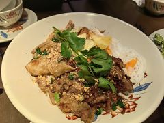 -大头虾越式风味餐厅(光明广场店)