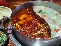 -乐山串串香老火锅(鼓楼店)