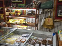 面包甜点陈列柜-欢姐伦教糕(北海大道北店)