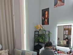 -ME觅妆·定制美妆·彩妆私教(菱角湖店)