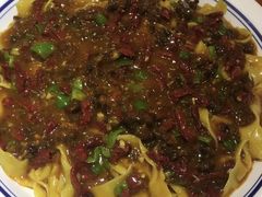 金牌鸽捞面-巴特餐饮6加1音乐餐吧·新疆菜