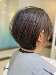 -虫二·专注健康烫染沙龙