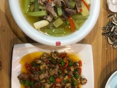 -自贡盐帮菜·玩辣餐厅(樱花园西街店)