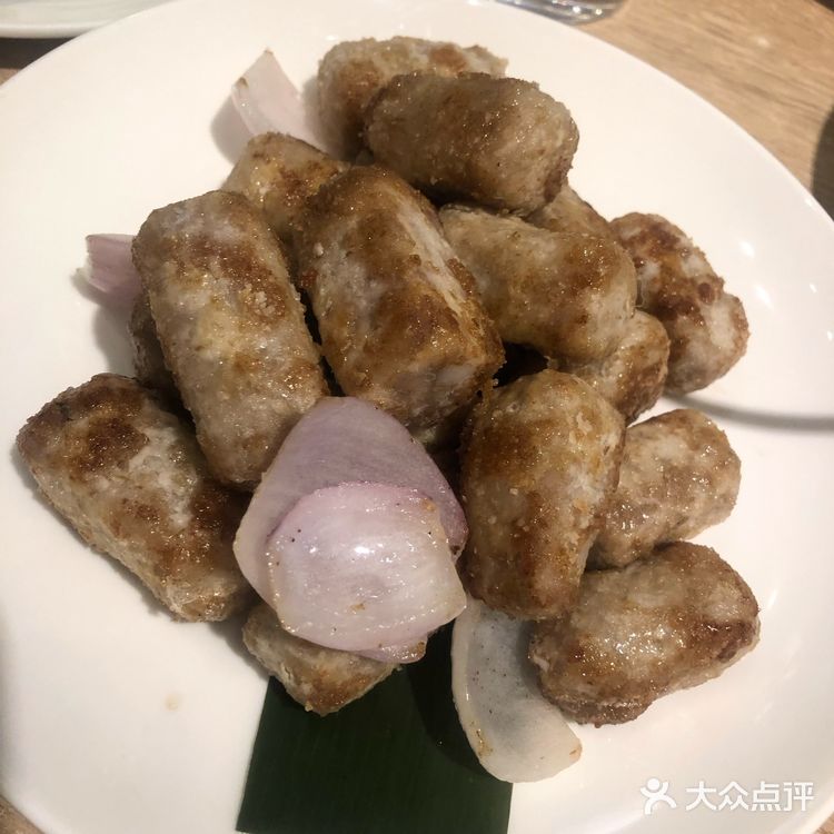 撤空盘很及时，服务员态度很好