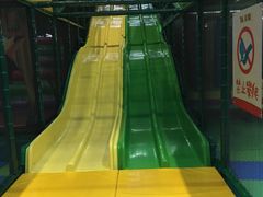 -蒙特利亲子乐园