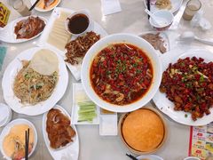 -大鸭梨烤鸭店(金顶街店)