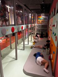 -莫莉幻想儿童乐园(武汉金银潭永旺店)