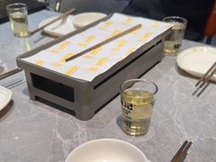 -威记烧嘢·南宁烧烤·超级生牛(绿地店)