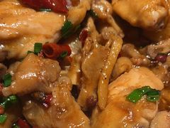 -胖哥俩肉蟹煲(湖滨银泰in77店)