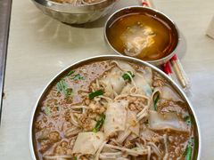 -正宗杨记普洱酸醋米线(总店)
