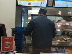 -华莱士·全鸡汉堡(财经学院店)