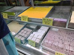 -东荟城名店仓