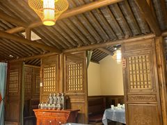 -乔家小院•非遗驴肉•本地小海鲜(滨河路店)