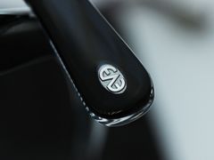 -目艮眼镜SHOWROOM(品牌集合店)