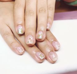 -赫本轻奢美颜中心