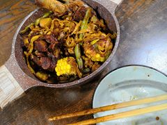-内蒙焖面大盆骨餐馆(山大路店)