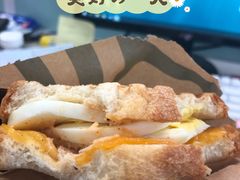 鸡肉芝士三明治-星巴克(宏汇国际广场店)