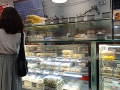 -白玉兰食品(中山公园龙之梦店)