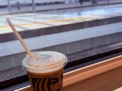 -星巴克(上海虹桥站2A检票口)