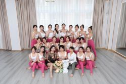 -亚太瑜伽普拉提学院