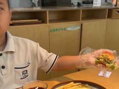 -龙治汉堡(中华城店)