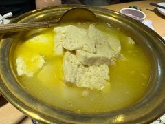 -关东小磨东北菜(上海长风大悦城店)