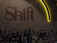 -Shift cocktail bar鸡尾酒吧