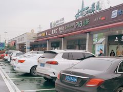 -苏通大桥服务区·停车场