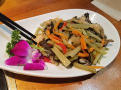 -黑鸡小馆(金源店)