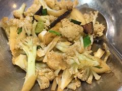 -新白鹿餐厅(百联中环店)