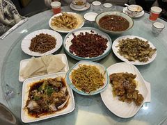 -川人川菜馆·小龙虾·鲜虾现做(黄山路店)