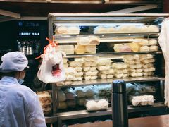 -白玉兰食品(汇联商厦店)