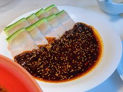 蒜泥白肉配乳瓜-初蓉丨遇见新川菜(亲贤街荣耀店)