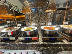 -黑金·寻焰自助百汇·烤肉·火锅(中街店)