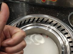 -钱小主·自助回旋烤肉火锅餐厅(东方新天地店)