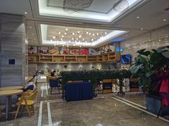 -凯里亚德酒店(深圳北站大浪商业中心店)