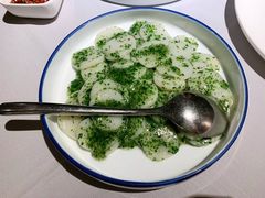 荠菜炒年糕-屋里厢上海菜馆