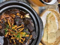 黑豆腐-八张桌子(老店)