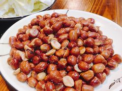 油炸花生米-三里屯土灶炖公鸡地锅鸡(江东店)