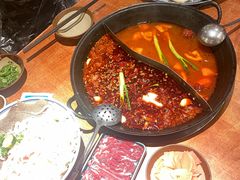 -周小明火锅(黑金冠社区店)