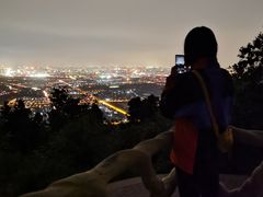-鬼笑石后山停车场