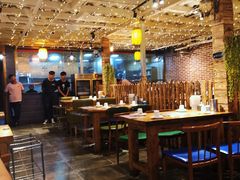 大堂-三个大叔东北烧烤·砂锅菜(西三旗店)