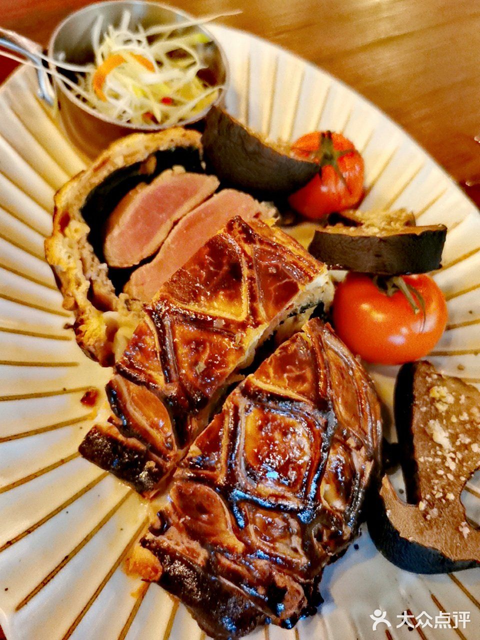 鲜嫩多汁惠灵顿羊排 • 食索意大利网红西餐厅