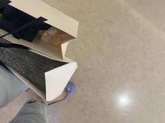 -DE BEERS 戴比尔斯(上海国金中心店)