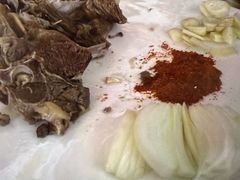 -壹阁胡羊焖饼(特色小吃街店)