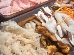 -野·大山里野生菌石锅土鸡(益田假日店)