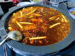 -渝嘴小老弟老火锅(华新村店)