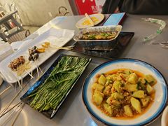 -撸啊撸铁签小肉(车站南路店)