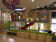 -爱乐梵国际儿童教育中心(古美店)